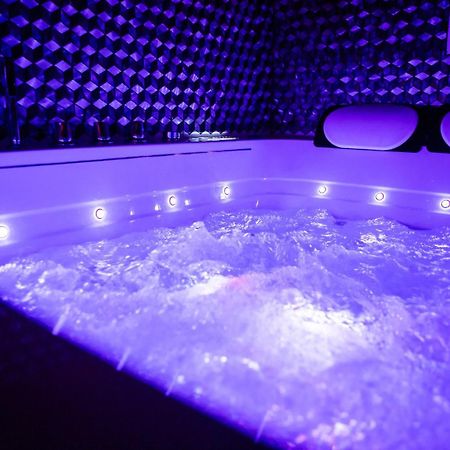 Suite Glamour & Spa 디종 외부 사진